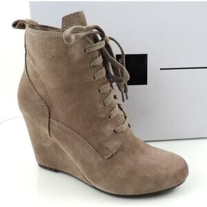 Women's Dolce Vita Grady Lace Up Wedge Booties Zip Suede Dark Taupe Size 6.5